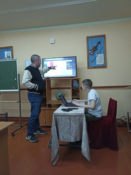 Якшур-Бодьинская  детская школа искусств впервые реализовала грантовый проект!.